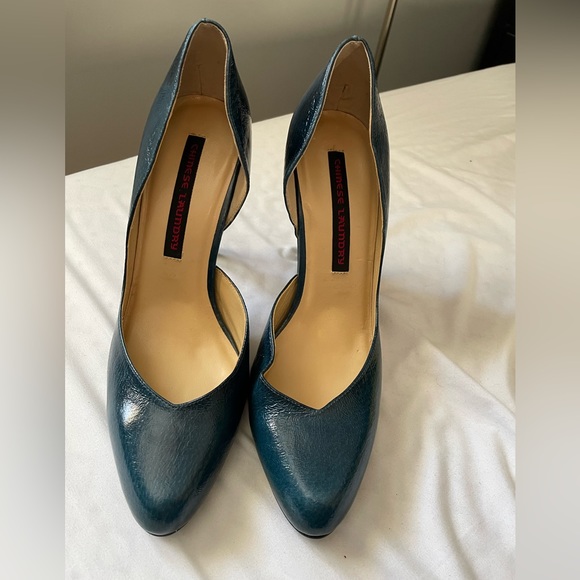 Dark Aqua Heels - Chinese Laundry brand Size 8 - Picture 3 of 5